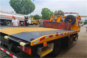 耀州附近拖车电话号码服务